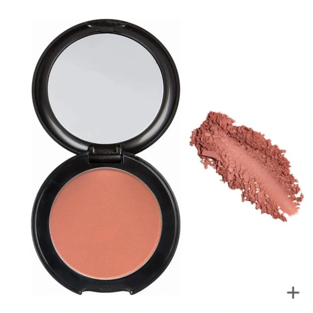 Elizabeth Mott Blush in Soft Pink
